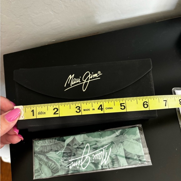 Maui Jim eyeglass sunglasses case - Picture 5 of 7